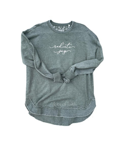 radiate joy OLIVE ROYCE scoop hem fleece